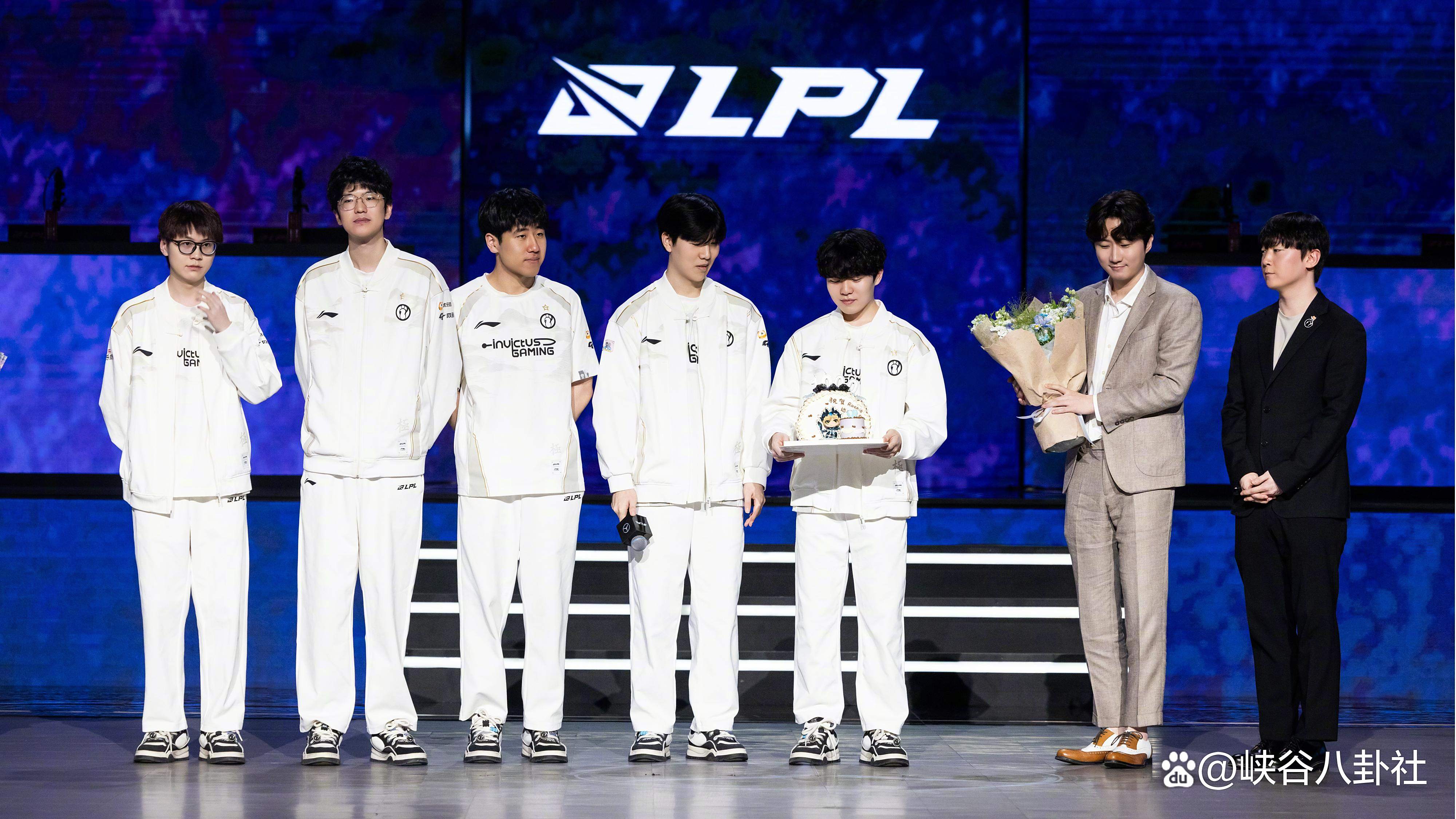 爱游戏-Rookie在塞尔维亚队比赛中爆冷，持续失利引发热议！热度持续攀升(塞尔维亚局势最新消息直播)