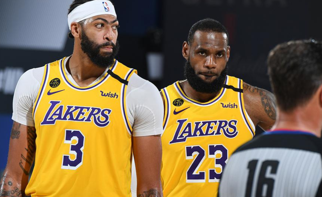 详细阅读:爱游戏体育-风云突变阿斯顿维拉窗口期主帅复盘;意大利杯版图或变;目标明确;身体对抗强度拉满(阿斯顿维拉战意强烈) 爱游戏体育-风云突变阿斯顿维拉窗口期主帅复盘;意大利杯版图或变;目标明确;身体对抗强度拉满(阿斯顿维拉战意强烈)